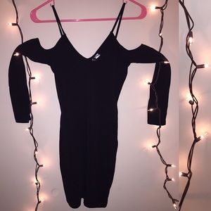 H&M: Body Con Long Sleeve Cut-Out Shoulder Dress